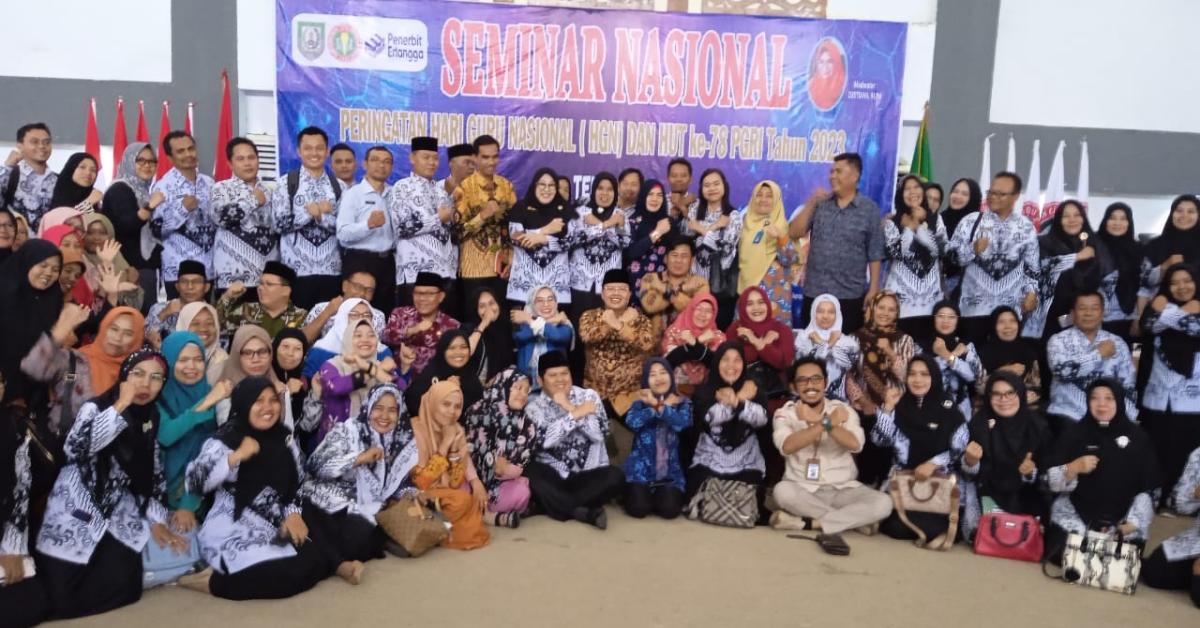 Peringatan  Hari Guru ke-78 di Bengkulu, Tanamkan Nilai-Nilai Baik kepada Anak, Stop Bullying!