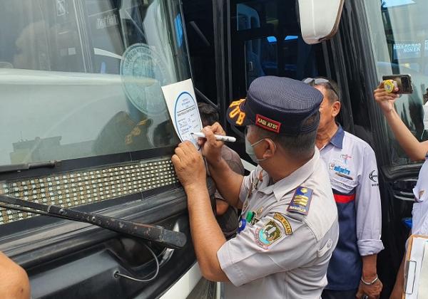 Dishub Kota Bekasi Lakukan Ramp Check Kendaraan dan Pemeriksaan Kesehatan Sopir Jelang Libur Nataru