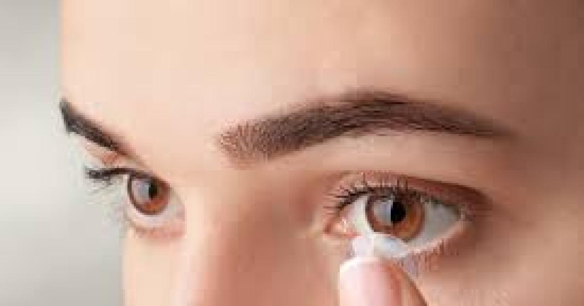 Simak Panduan Memilih Softlens untuk Mata Sensitif