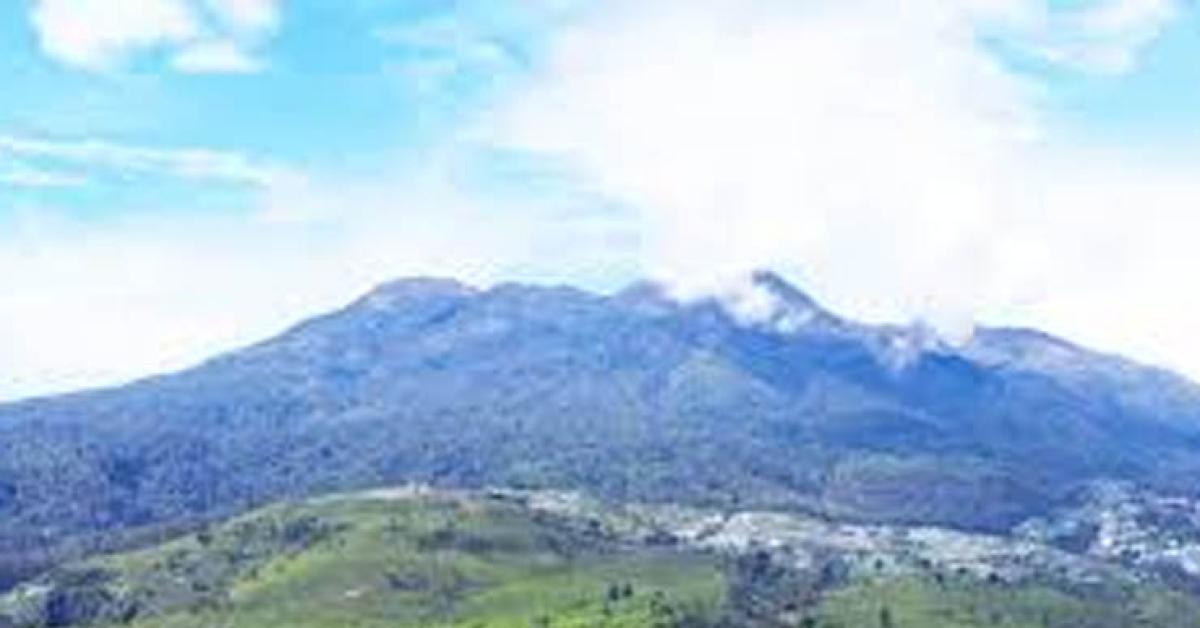 Mengenal Gunung Lawu dan Objek Wisata di Sekitarnya