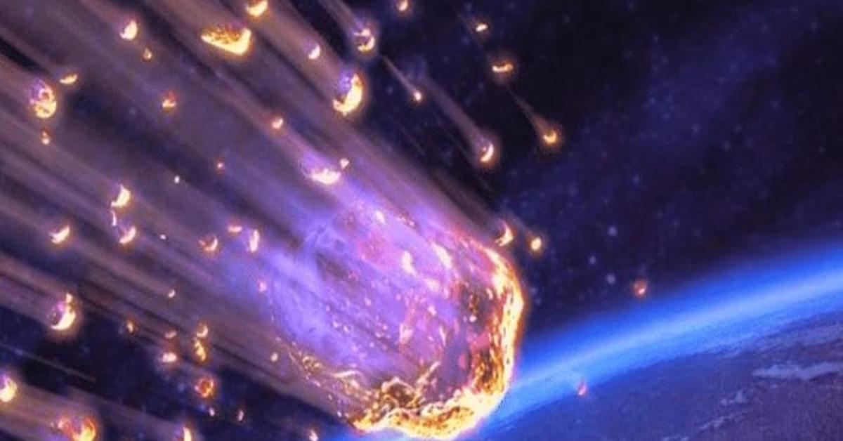 Apa Itu Komet? Yuk Mengenal Benda Langit yang Mistis dan Menakjubkan