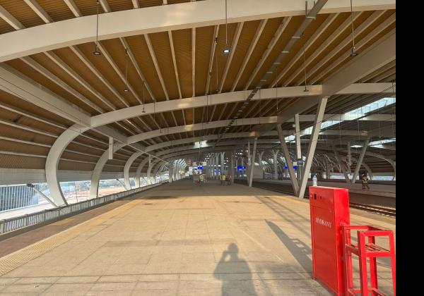 KCIC Pastikan Kondisi Stasiun Halim Dalam Kondisi Aman Seluruh Area Stasiun Normal