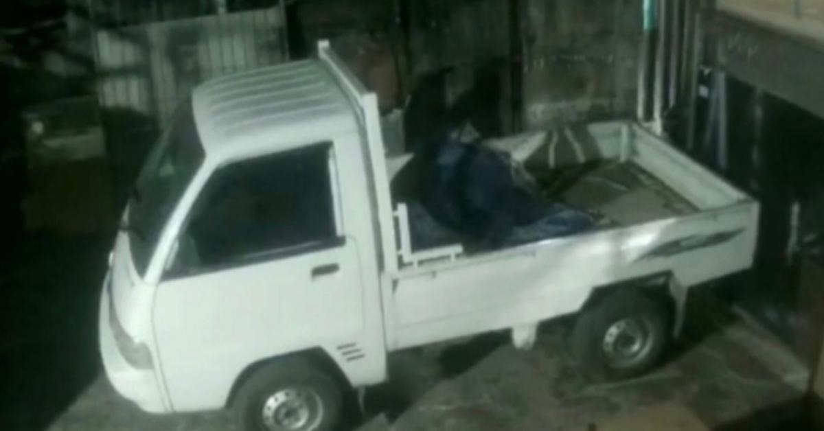 Viral Aksi Pencurian Mobil Bak Terbuka di Kota Bekasi, Pelaku Beraksi Saat Pemiliknya Sedang Tertidur