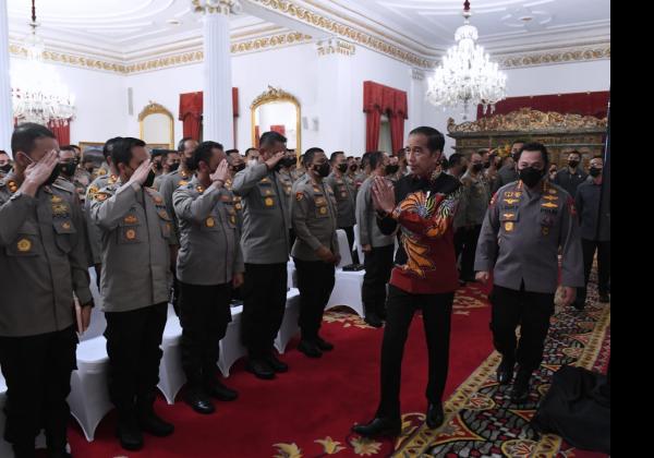 Jokowi Sebut Kepercayaan Publik terhadap Polri Jatuh Telentang