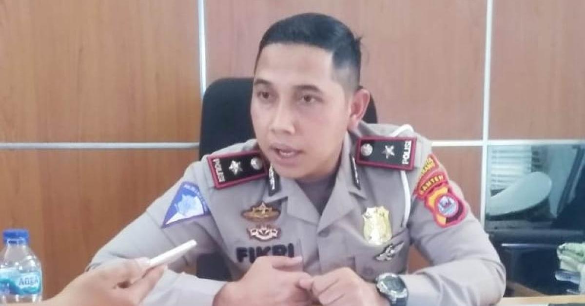 Viral Ambulans Bawa Ibu Mau Melahirkan Dihalangi Mercy, Begini Penjelasan Polisi