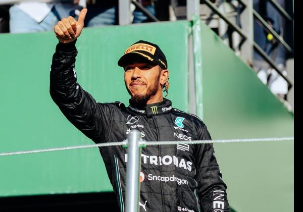 Gagal Amankan Podium GP Emilia-Romagna, Lewis Hamilton: Strategi Mercedes Kurang Tepat