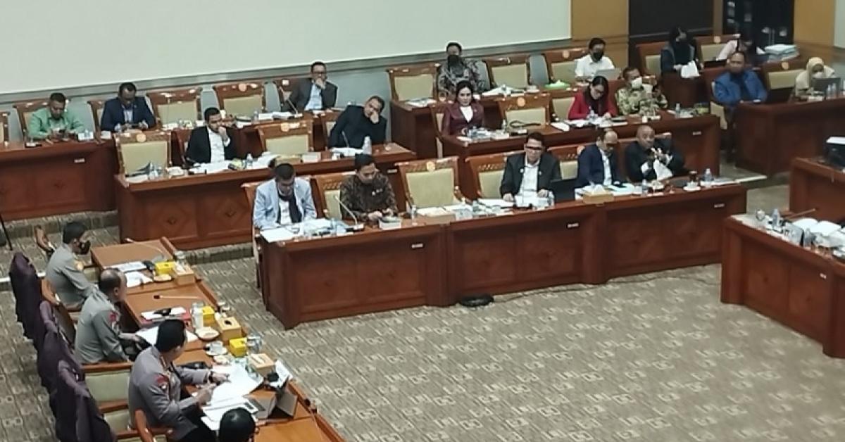 Rapat Komisi III DPR Bareng Kapolri Muncul Suara 'Sayang', Bambang Wuryanto: Interupsi yang Bikin Ketawa