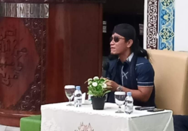 Peringati Hari Sumpah Pemuda, Gus Miftah Berharap Daerah Lain Contoh Kerukunan Warga di Surabaya