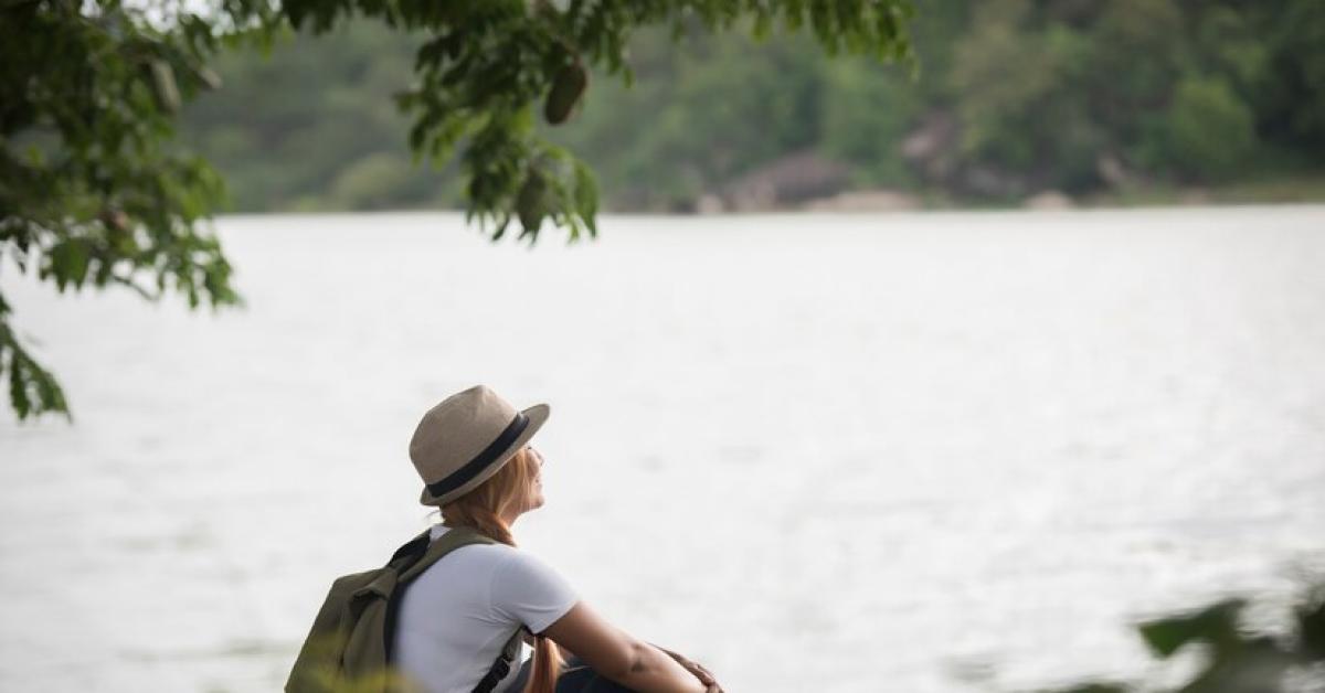 Jauh dari Ingar Bingar, Ikuti Tips Liburan Ala Introvert Ini!
