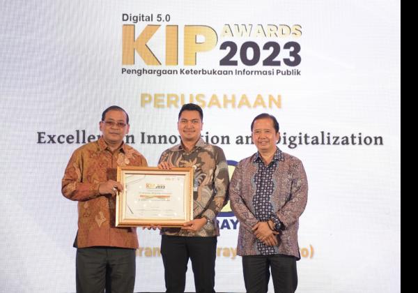 Brantas Abipraya Raih Penghargaan KIP BUMN Awards 2023