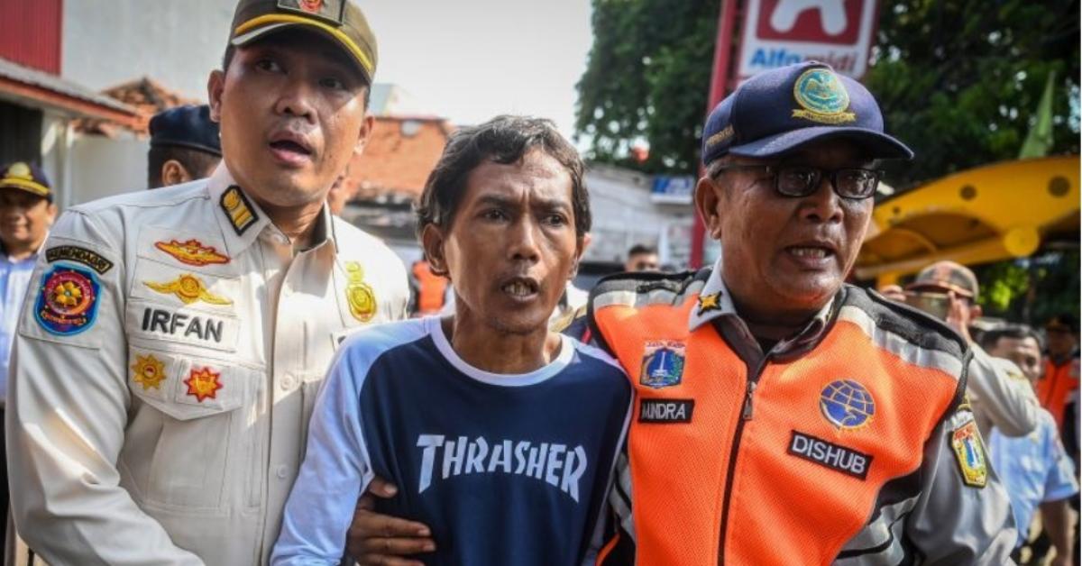 Satpol PP DKI Tindak 127 Juru Parkir Liar Minimarket, Ini Lokasinya