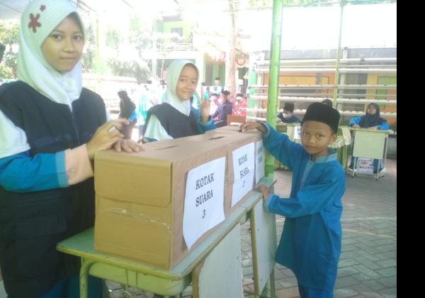 Keren! Siswa SDIT dan SMP Al-Itqon Balaraja Tangerang Gelar Pemilu Capres dan Cawapres
