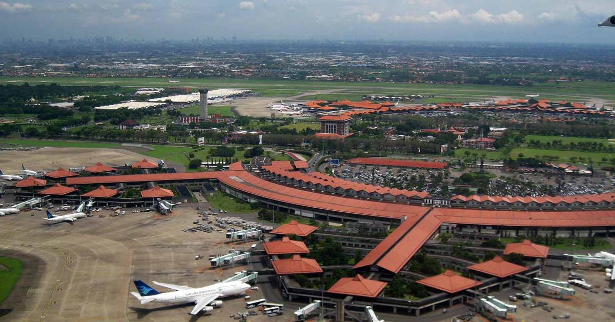 Bahaya Layangan Terhadap Keselamatan dan Keamanan Penerbangan