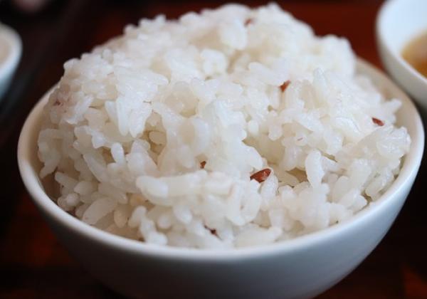 Awas! 3 Bahaya Konsumsi Nasi Berlebihan, Salah Satunya Sebabkan Penyakit Kronis