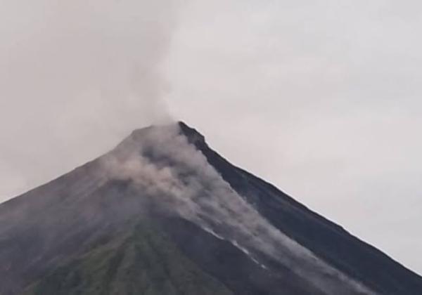  PVMBG: 32 Kali Gempa Embusan Gunung Karangetang