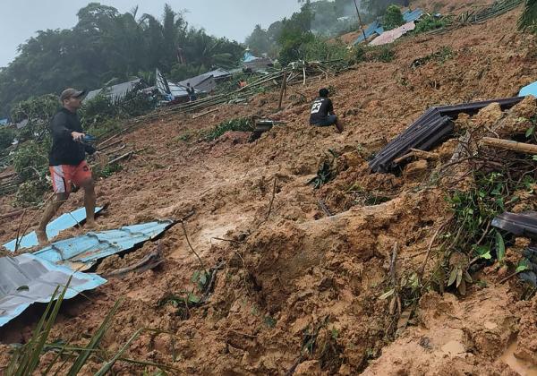 11 Orang Dilaporkan Meninggal Saat Longsor di Solok, 8 Lainnya Luka Berat