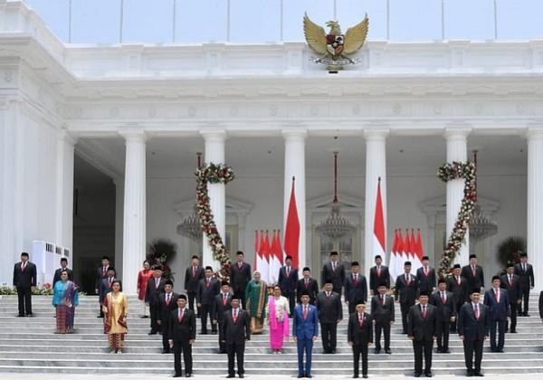 Reshuffle Kabinet 15 Juni, Jokowi Bilang Begini: Mmmm... 