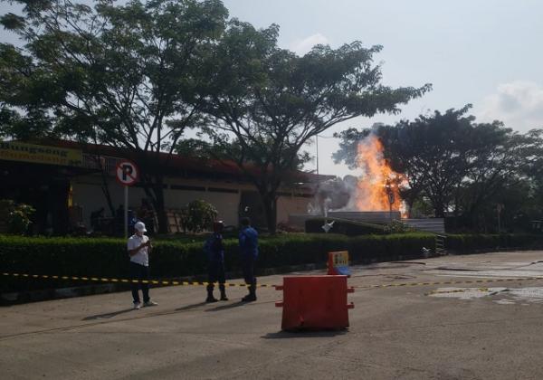 Update Semburan Api di Rest Area 86 B Tol Cipali: PT LMS Upayakan Pemadaman