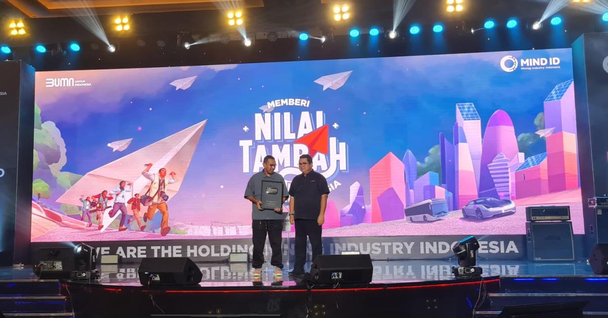 Staf Khusus III Menteri BUMN Arya Sinulingga, Raih Penghargaan dari Holding Industri Pertambangan