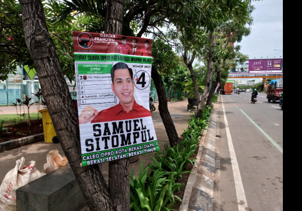 200 Alat Peraga Kampanye Diturunkan Bawaslu Memasuki Masa Tenang Pemilu di Kota Bekasi