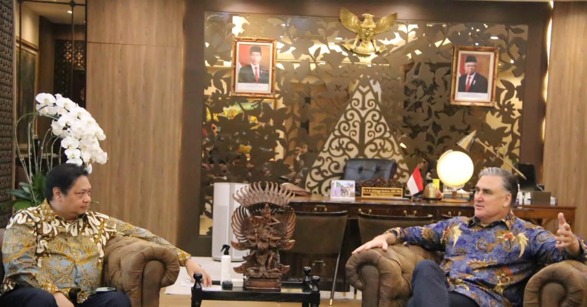 Menko Airlangga Beberkan Potensi Ekonomi Digital Indonesia, Bos IBM: Segera Kita Bangun Hybrid Cloud Academy 