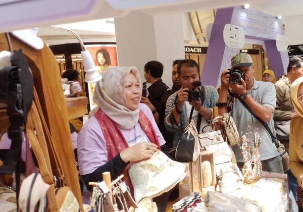 Banggakan Produk Lokal, Plh Wali Kota Bandung Ajak Warga ke Pasar Kreatif