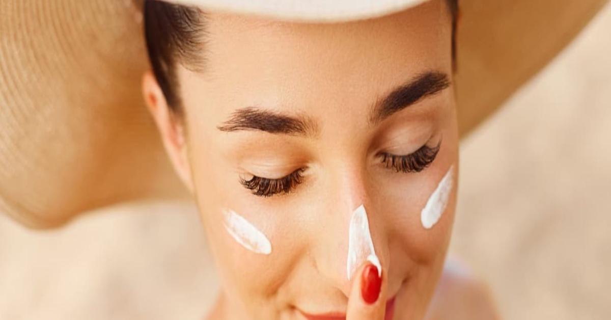 4 Rekomendasi Sunscreen Murah Tapi Nggak Murahan, Bisa Dibeli di Alfamart