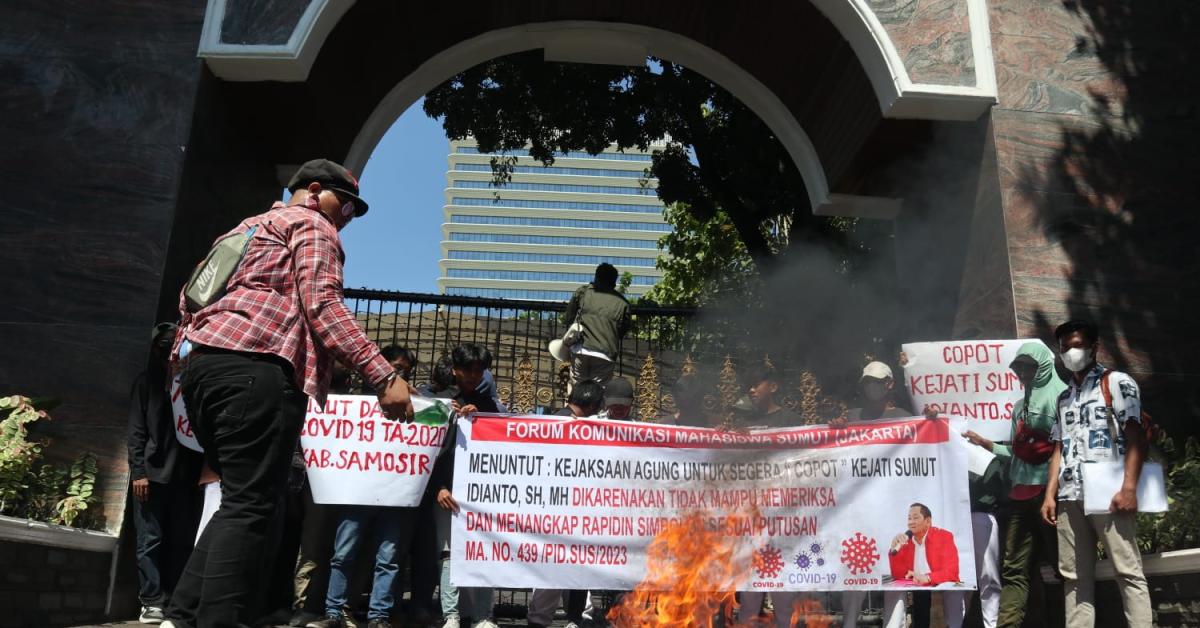 Forum Komunikasi Mahasiswa Sumatera Utara Jakarta Desak Pencopotan Kepala Kejaksaan Tinggi Sumatera Utara