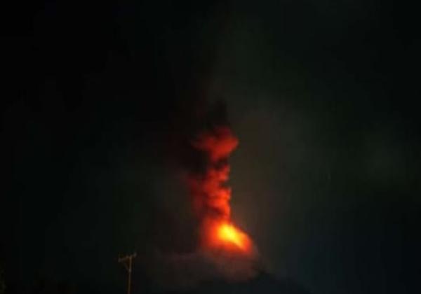 Status Gunung Lewotobi Laki-laki di NTT Naik Jadi Awas, Warga Dievakuasi