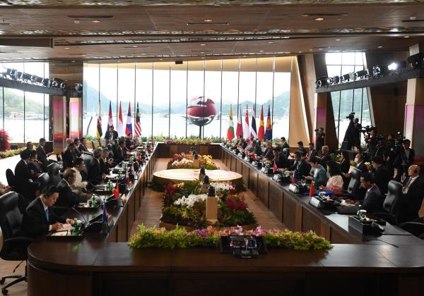 KTT ASEAN 2023, Jokowi Ajak Seluruh Negara ASEAN Kurangi Ketegangan di Indo-Pasifik