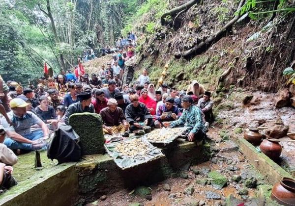 Mengenal Lebih Dekat Tradisi Sungkem Tlompak di kawasan Gunung Merbabu Kabupaten Magelang
