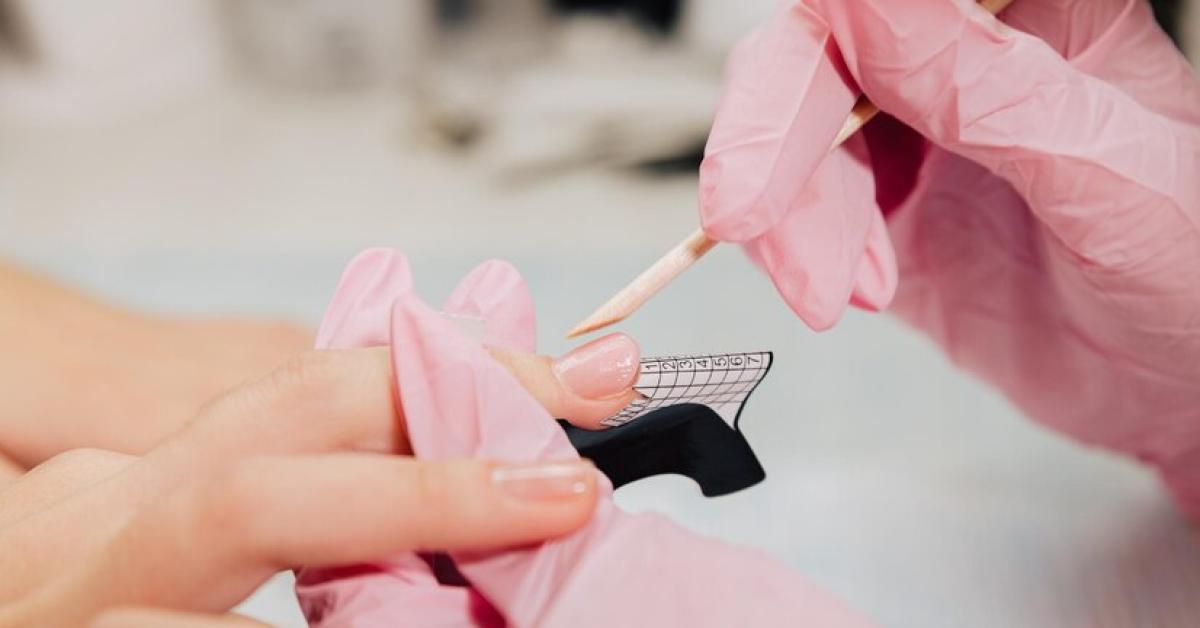 Mau Nail Art tapi Takut Kuku Rusak? Nail Extension Solusi Mudahnya!