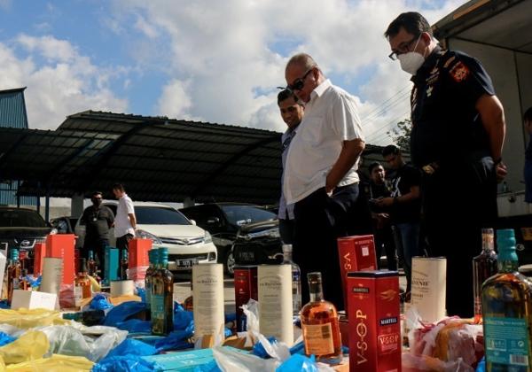 Rangkaian Penindakan Bea Cukai Berhasil Gagalkan Peredaran Jutaan Batang Rokok Ilegal