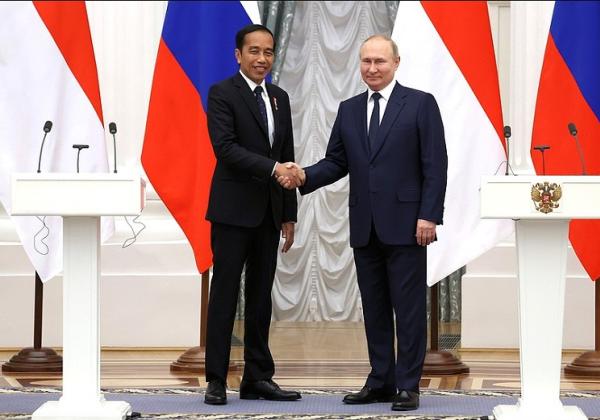 Jokowi Cerita Isi Pertemuannya dengan Zelensky dan Putin, Memohon Kepada Allah SWT agar Indonesia Selalu...