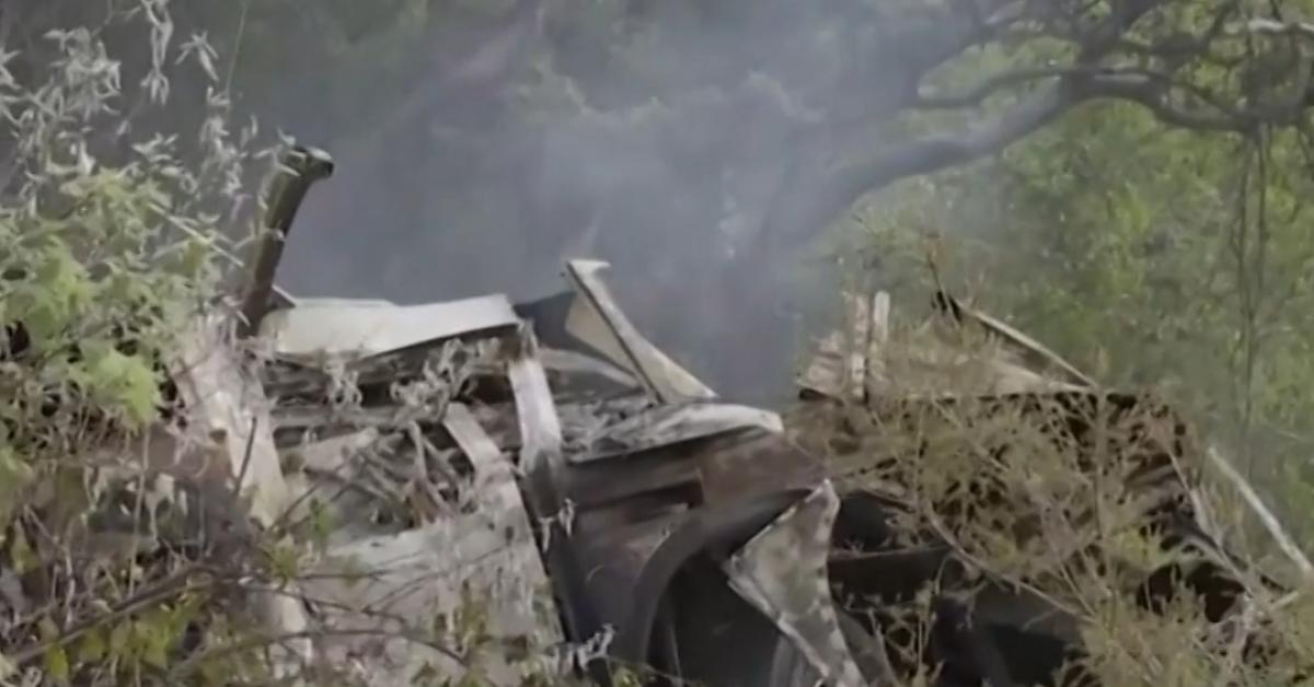 Bus Terjun ke Jurang hingga Meledak, 46 Orang Tewas, Tersisa Anak 8 Tahun yang Selamat