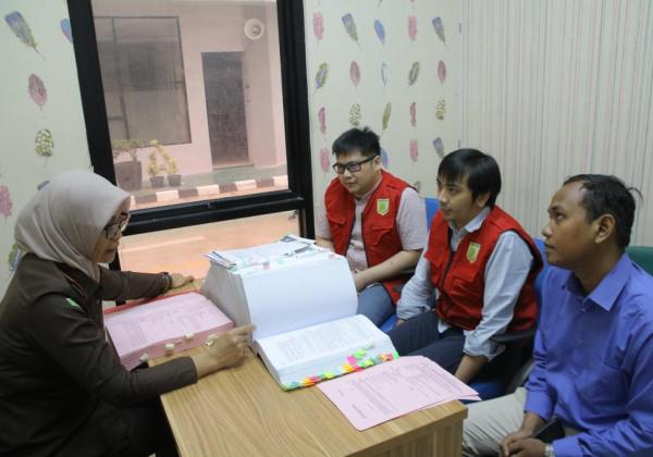 Penerimaan Tersangka dan Barang Bukti dalam Perkara Investasi Robot Trading Net89