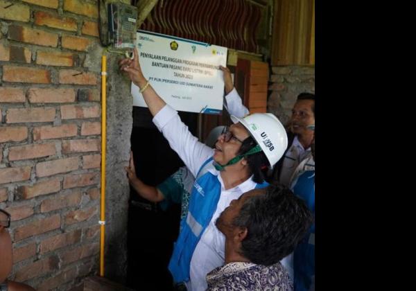 Kebut Rasio Elektrifikasi, PLN Targetkan Realisasi Bantuan Sambung Baru 10.250 Keluarga di Lima Provinsi