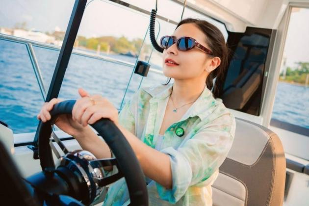 Memiliki Kapal Yacht, Prilly Latuconsina Ambil Lisensi Agar Bisa Mengemudikan Sendiri