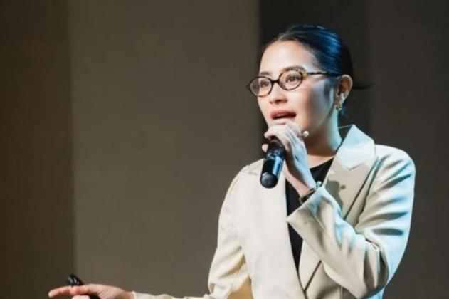 Keren Prilly Latuconsina Ngajar Tetap di Kampus Almamater, Ini Jurusan yang Diajar