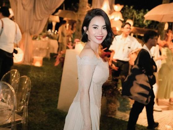 Ari Lasso Gandeng Dearly Djoshua di Nikahan Luna Maya, Siapa Sosok Wanita Itu?