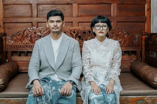 Cinta Seindah Karya, Aci Resti Menikah Menggunakan Kebaya Rancangan Asri Welas