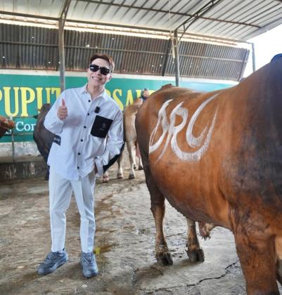Richard Lee Pertama Kali Kurban di Idul Adha 2025, Sapinya Dikasih Nama Nur!