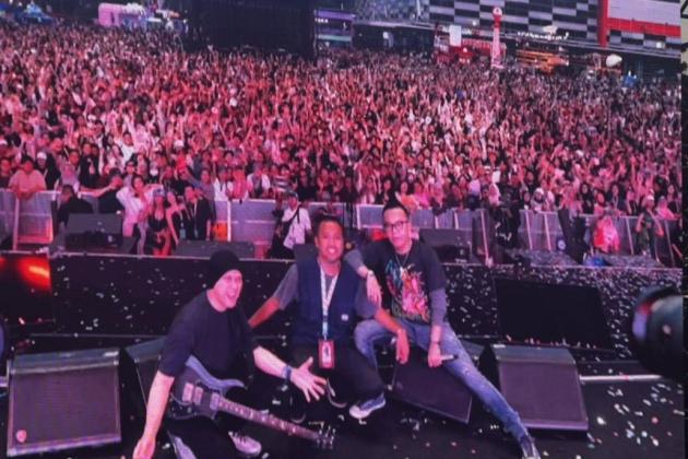 Ari Lasso Tunjukkan Solidaritas di Panggung Pestapora 2025