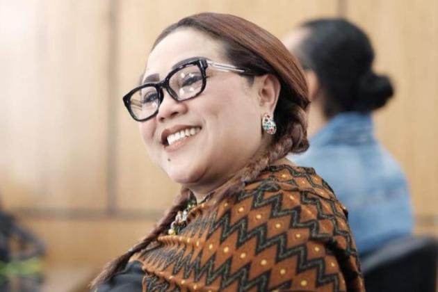 Bukan Dari Rafi Ahmad, Nunung Ungkap Kini Punya Rumah Baru