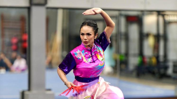 Dari Diva Jadi Juara, Krisdayanti Raih Medali Perak di Kejuaraan Dunia Kungfu 2025