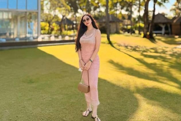 Netizen Heboh !! Aura Kasih Buktikan Hidungnya Asli Hingga Tegaskan Tidak Oplas