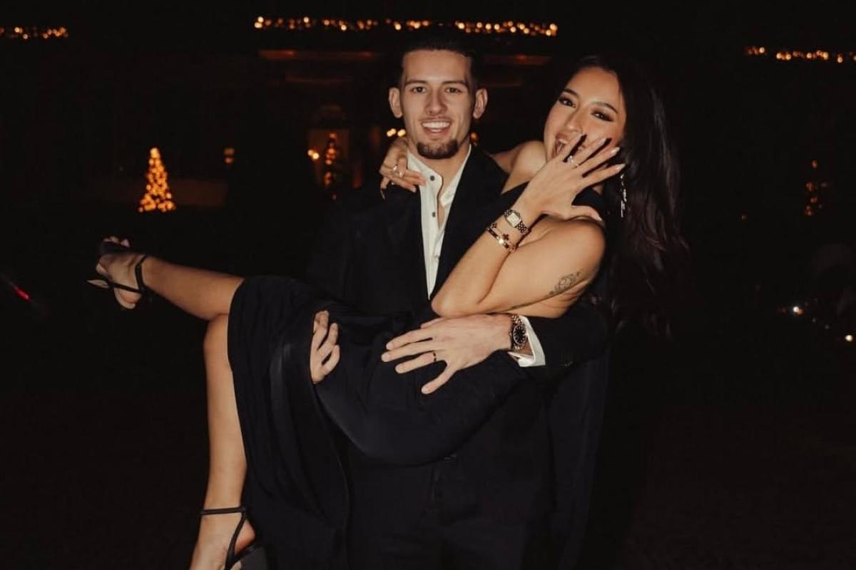 Resmi Bertunangan !! Jennifer Coppen dan Justin Hubner Melangkah ke Masa Depan