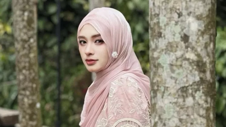 Parah! Inara Rusli Nangis, Virgoun Nekat Putus Komunikasi dan 'Sandera' Anak?