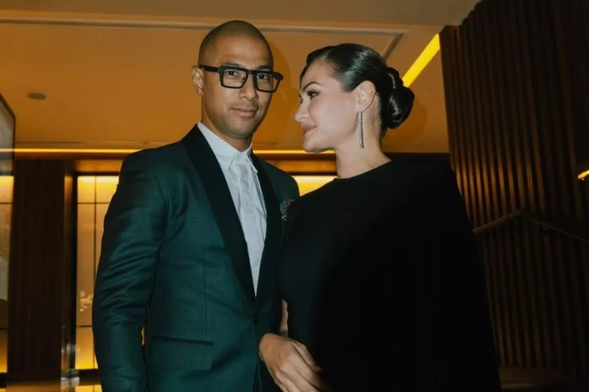 Marcell Siahaan Rilis Single Baru ‘Mulanya Disini’ Kolaborasi Romantis Bareng Istri
