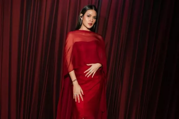 Pengalaman Menegangkan Raisa Andriana Hampir Terjebak di Bandara Dubai